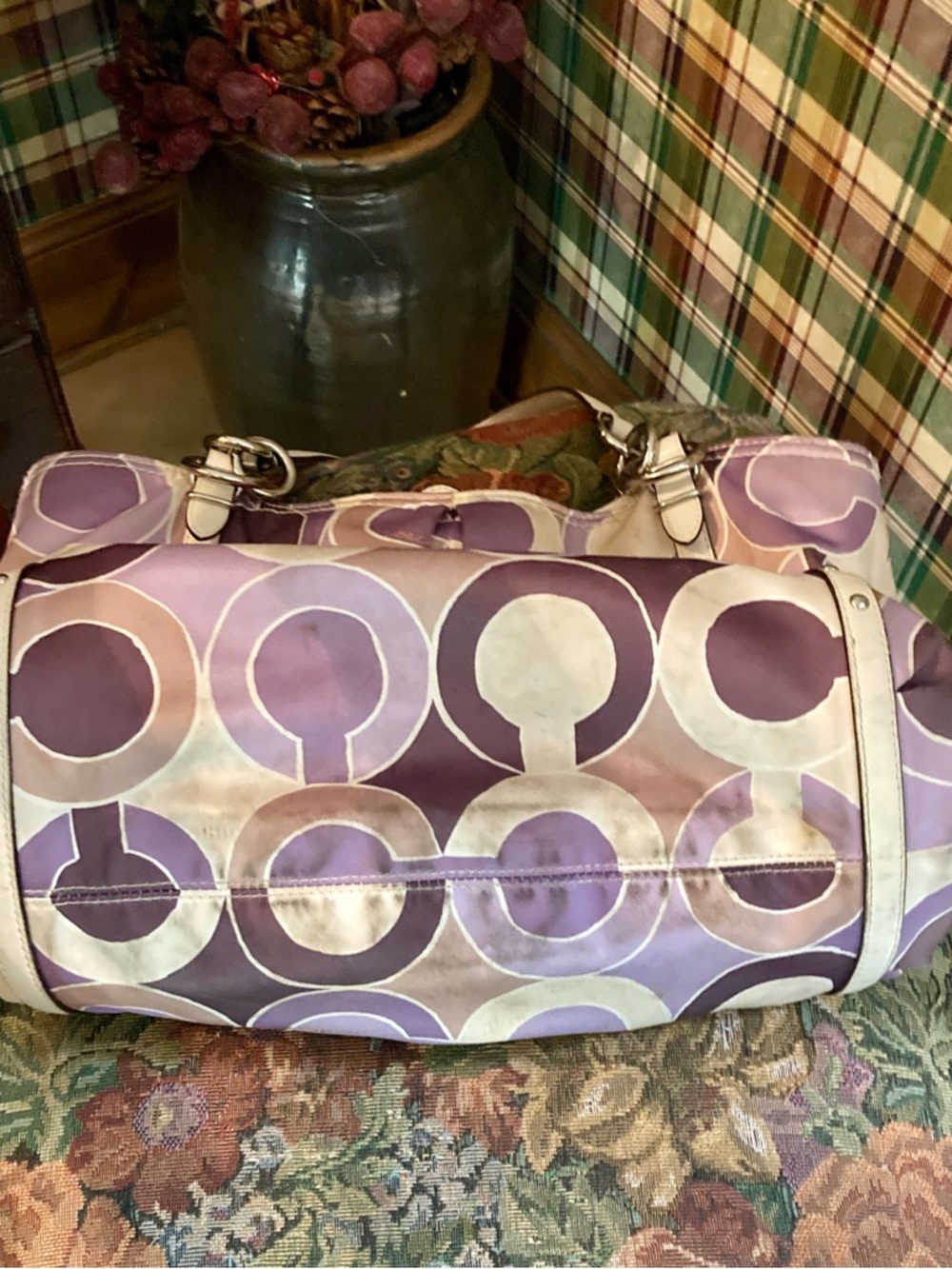 Coach Signature Circle Shoulder Bag - Picture 7 of 8